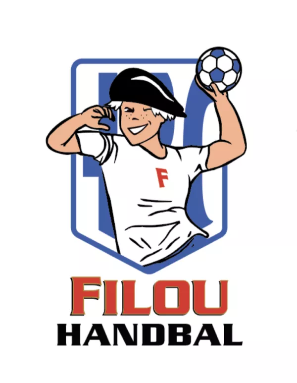 Logo van Filou handbal met Filou mannetje in witte trui met rode ‘F’, die een handbal vasthoudt en in beweging is, geplaatst op een blauw schildvormig achtergrondvlak - het logo van HBCI - visuele merkidentiteit van Filou bier in handbalcontext.