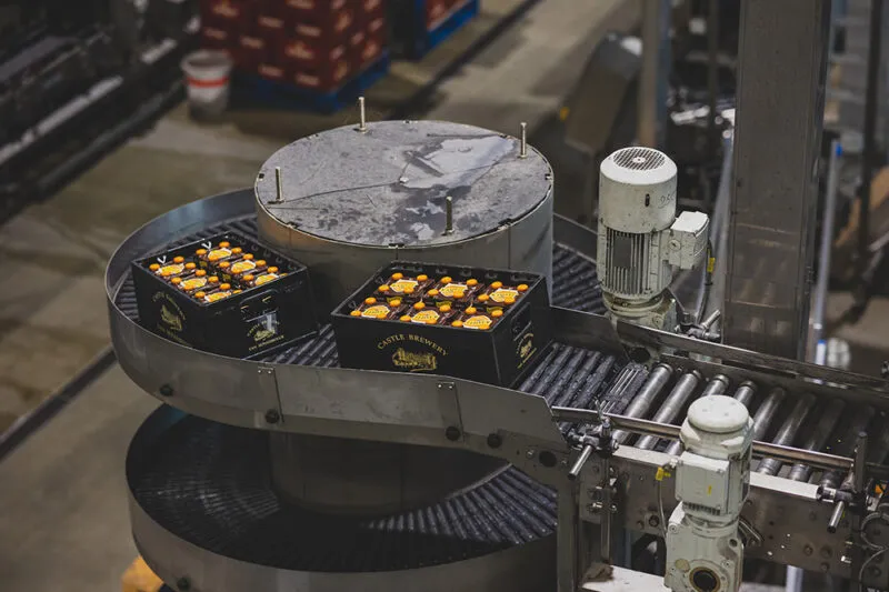 Wij zijn op zoek naar een operator bottelarij dag. Solliciteer nu: jobs@www.vanhonsebrouck.be