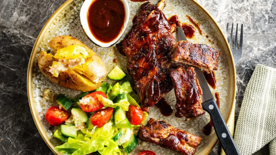 Ribbetjes met Kasteel Donker