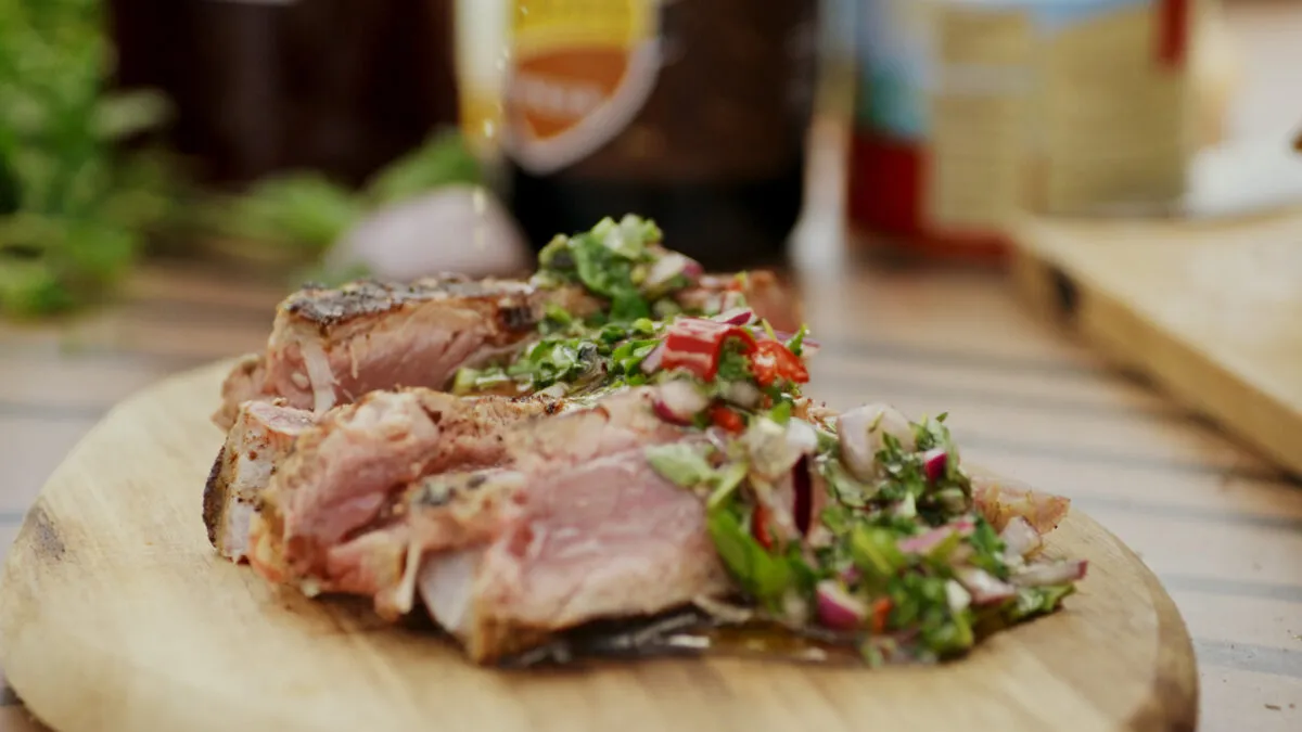 Bone-in ribeye with Kasteel Donker